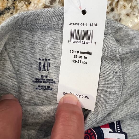 NWT GAP Toddler Grey W/USA Patriotic Car Graphic Crewneck T-Shirt -SIZE 12-18M - Picture 6 of 7